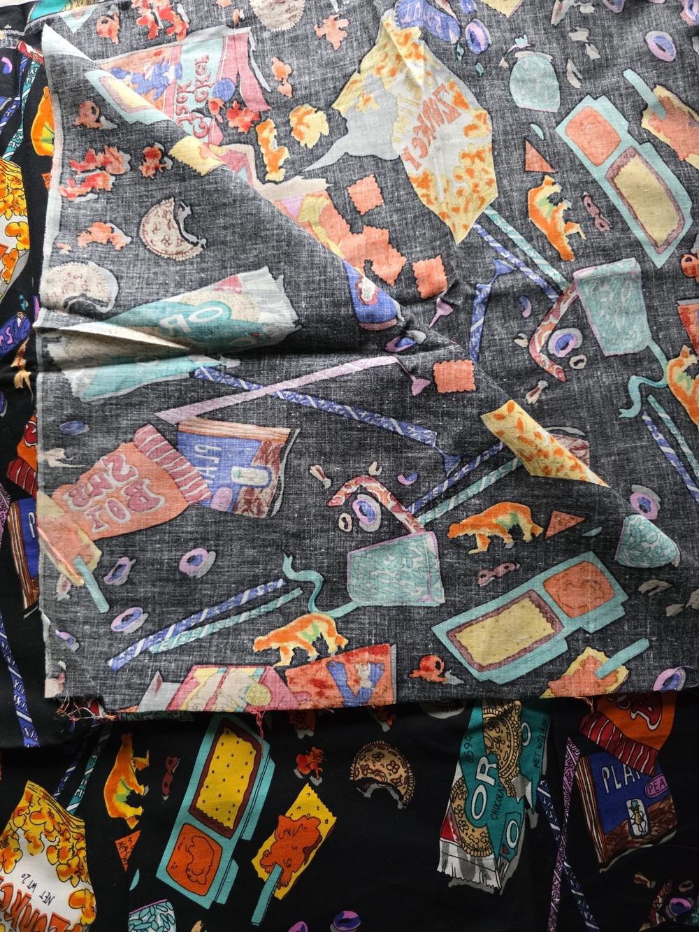💛 90's Retro Fabric - Picture 6 of 7